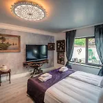 The Gallery - Garden And Garage * 벨리코 터르노보